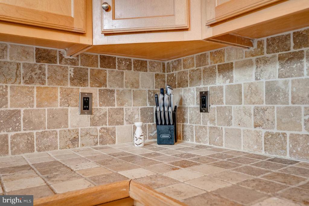 188 SHAMOKIN SPRINGS TRL