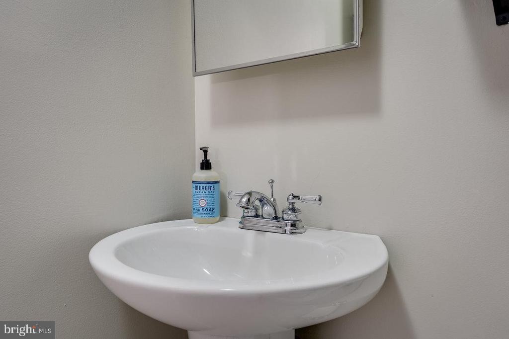 188 SHAMOKIN SPRINGS TRL