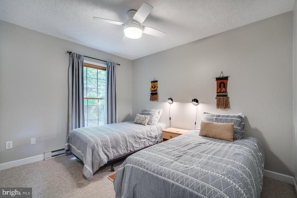 188 SHAMOKIN SPRINGS TRL