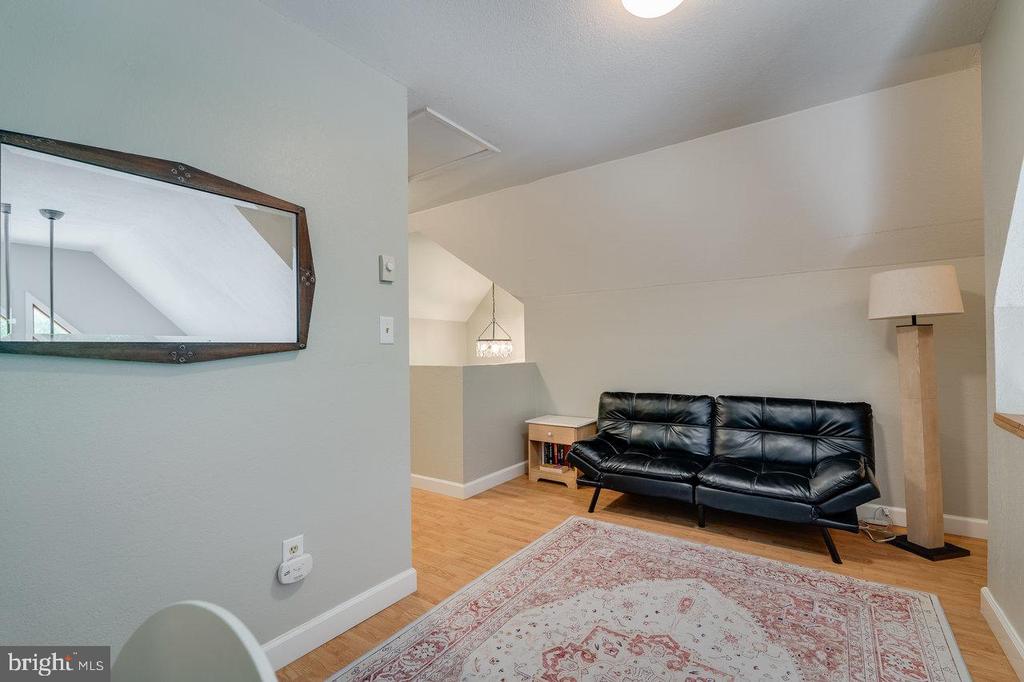 188 SHAMOKIN SPRINGS TRL