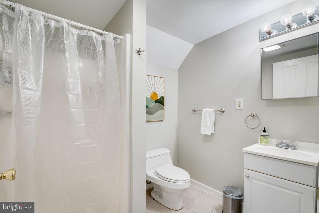 188 SHAMOKIN SPRINGS TRL