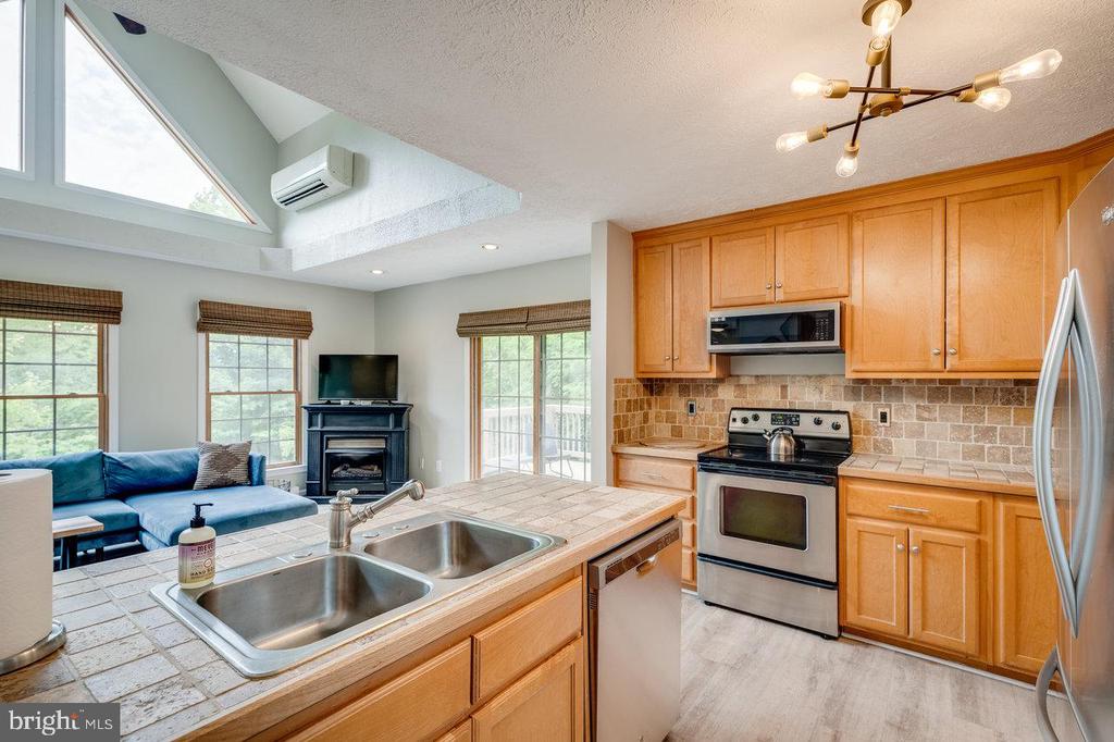 188 SHAMOKIN SPRINGS TRL