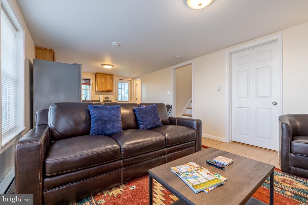 2158 TANNERS RIDGE RD