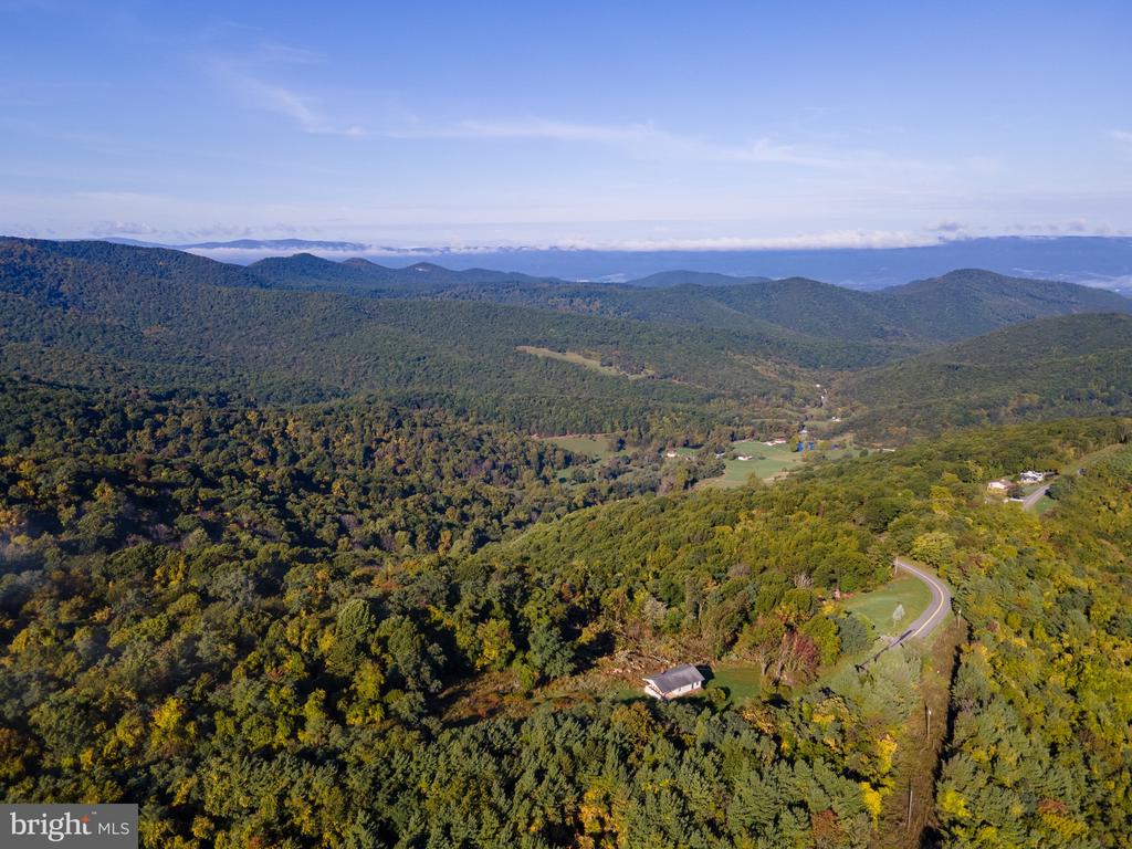 2158 TANNERS RIDGE RD