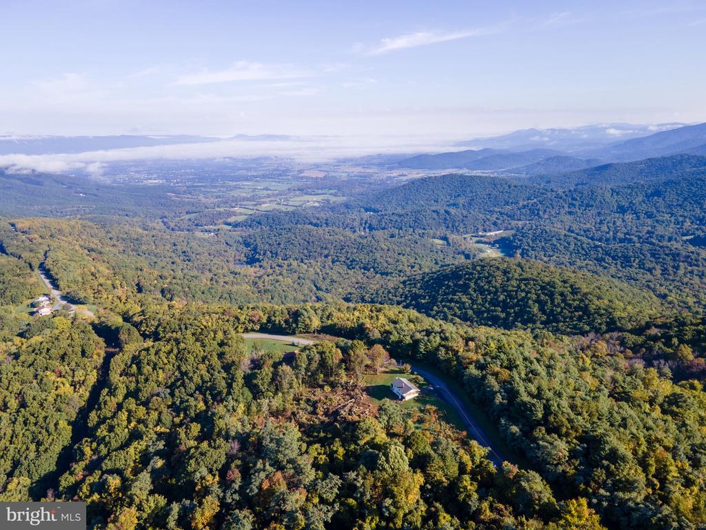 2158 TANNERS RIDGE RD