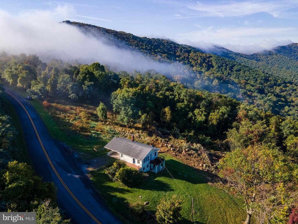 2158 TANNERS RIDGE RD