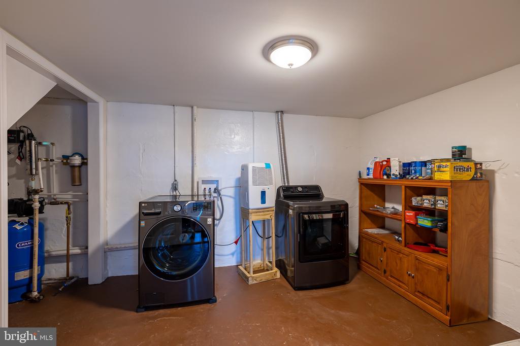 2158 TANNERS RIDGE RD