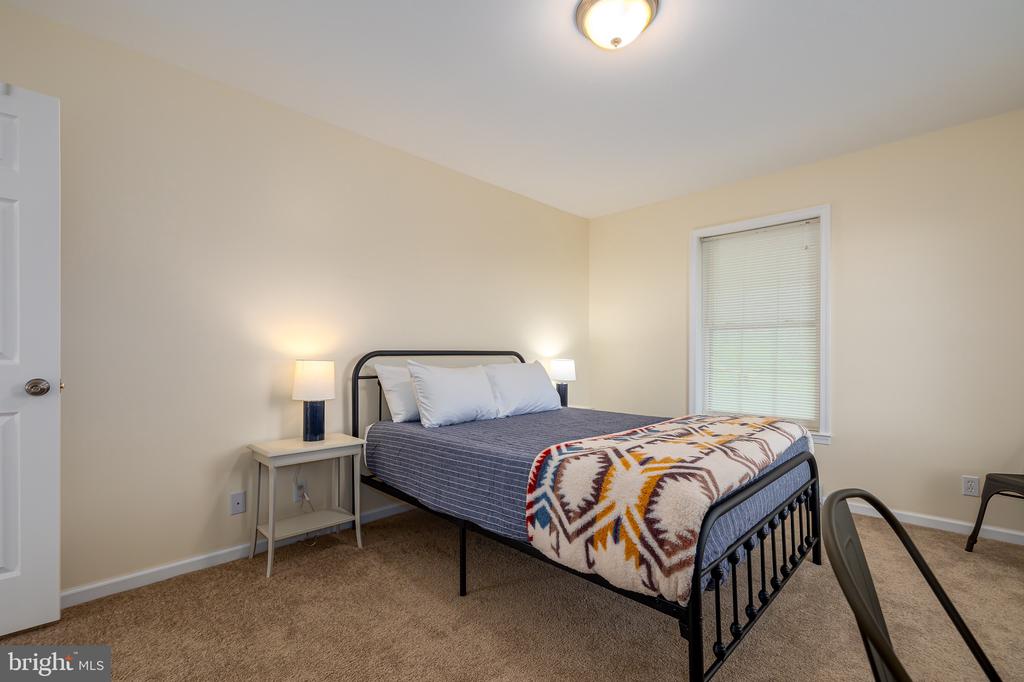 2158 TANNERS RIDGE RD