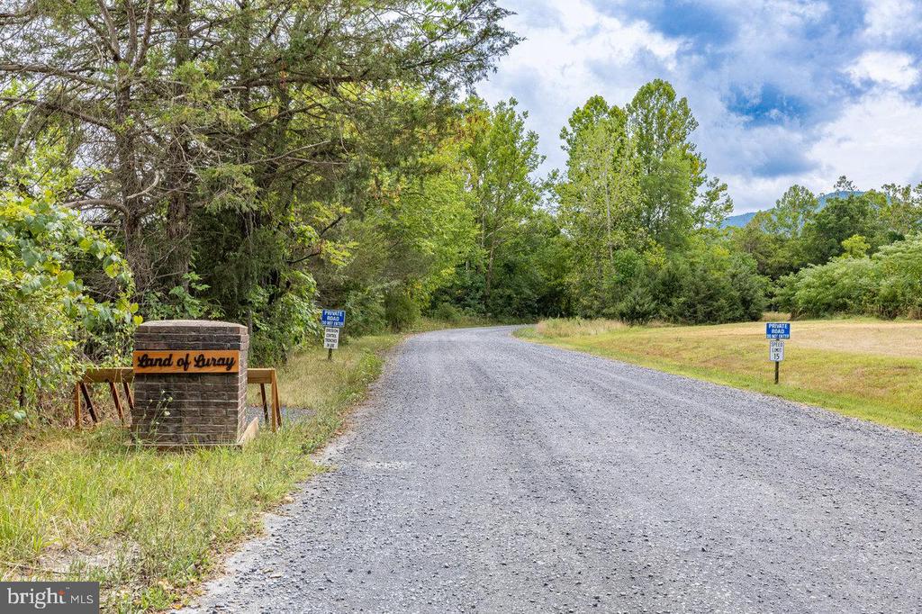MEADOWVIEW DR