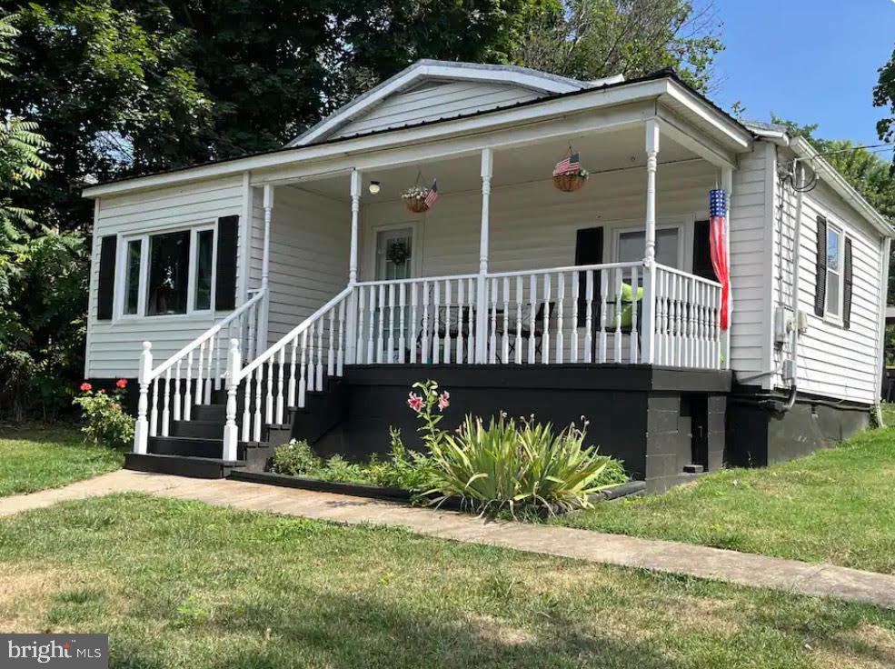 519 E MAIN ST