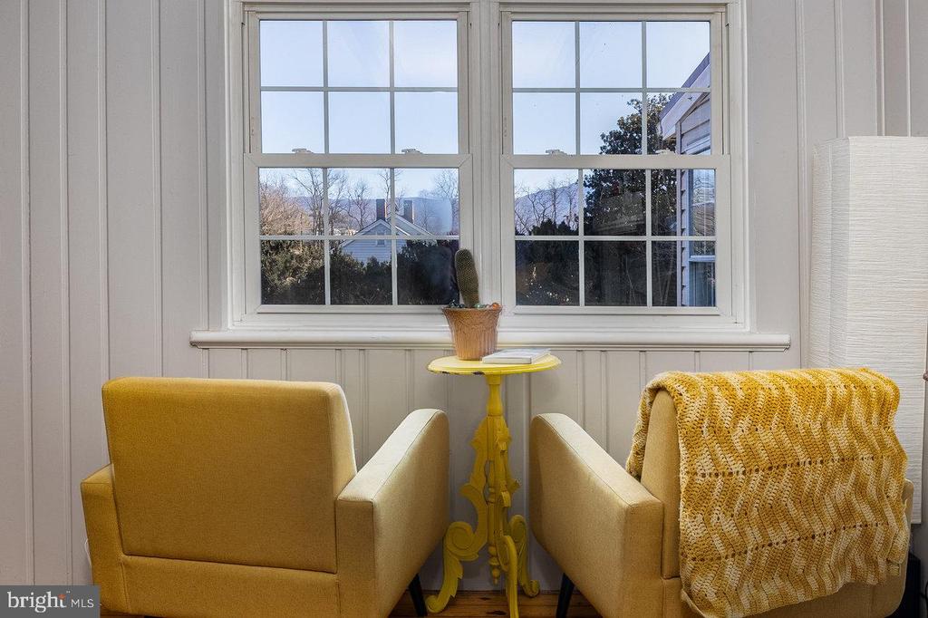 209 HAWKSBILL HEIGHTS DR