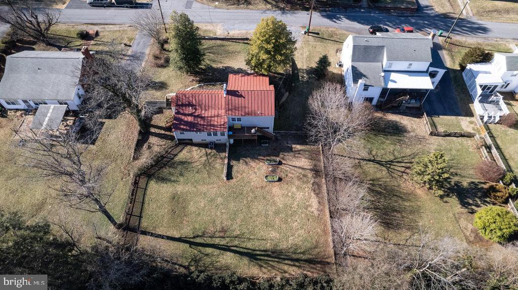 209 HAWKSBILL HEIGHTS DR