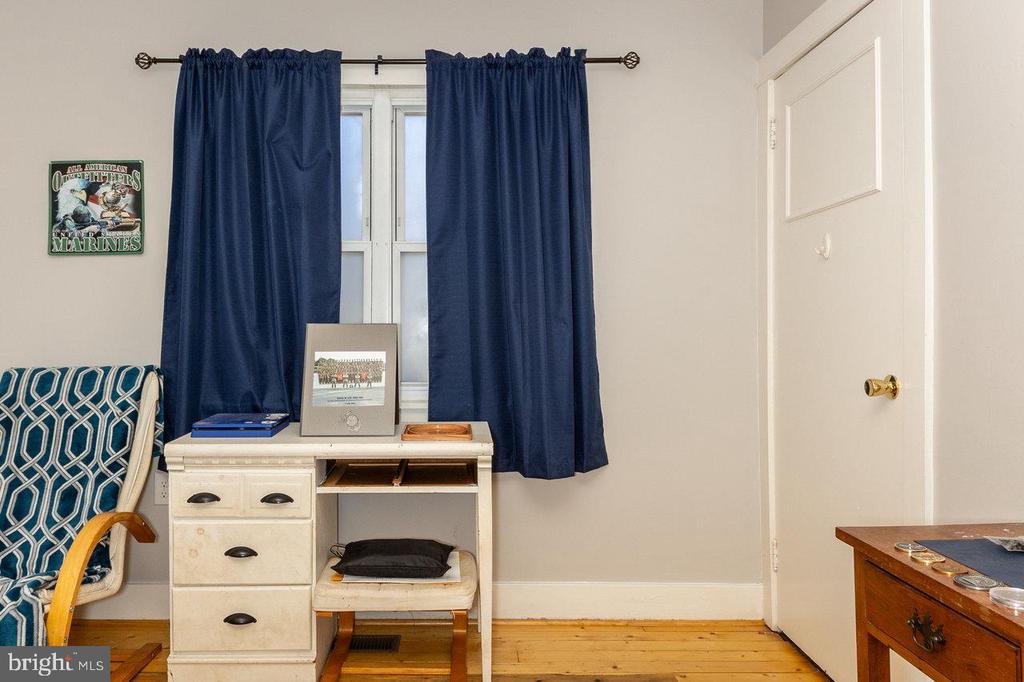 209 HAWKSBILL HEIGHTS DR