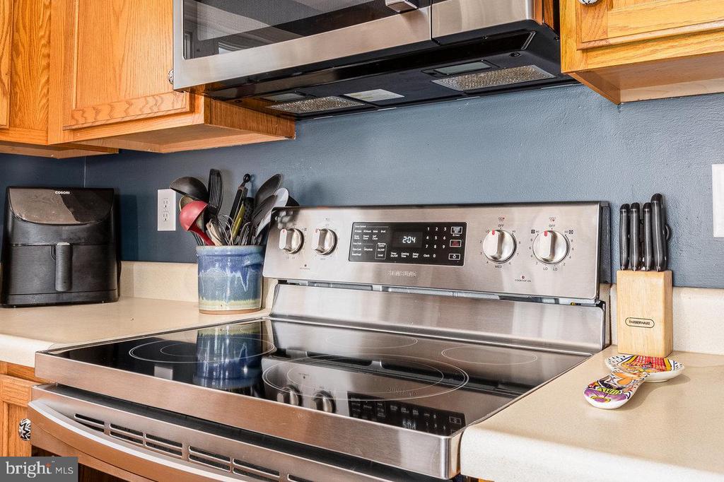 209 HAWKSBILL HEIGHTS DR