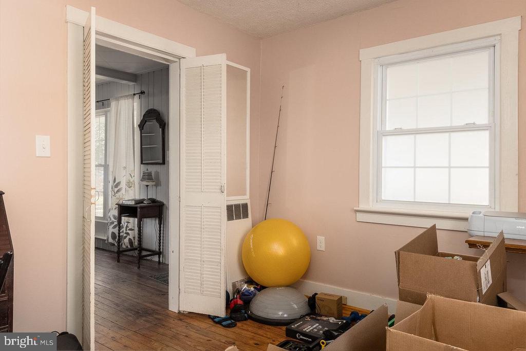 209 HAWKSBILL HEIGHTS DR