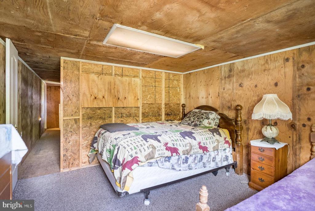 1797 CUBBAGE HOLLOW ROAD