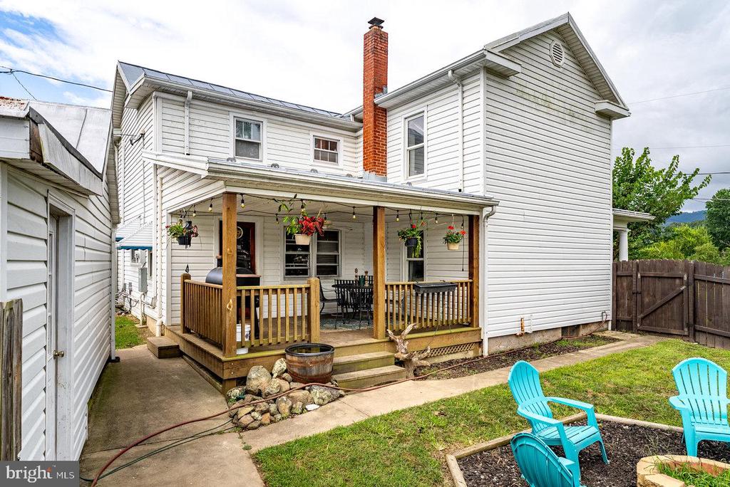 114 SECOND ST