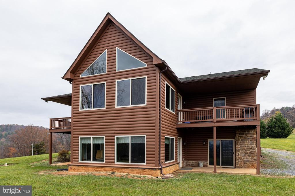 2225 VALLEY BURG RD