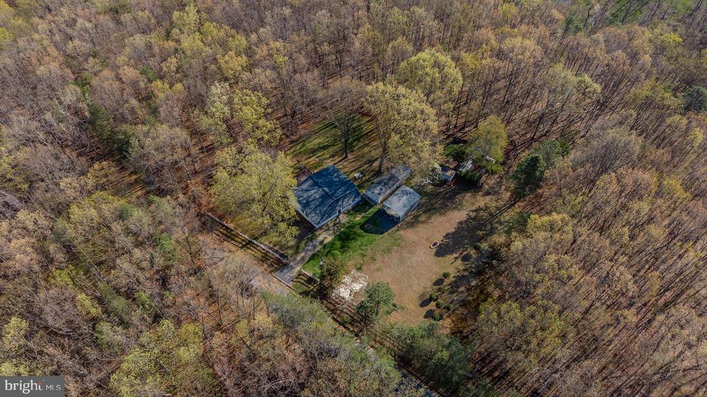 160 GALE LN