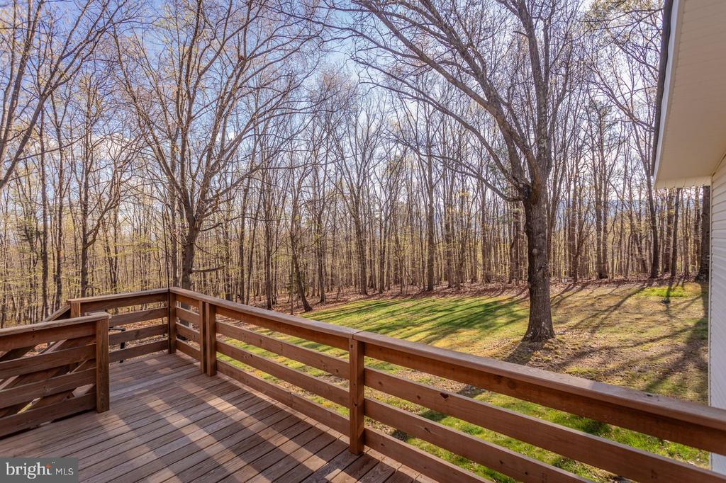 160 GALE LN