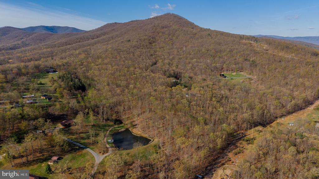 160 GALE LN