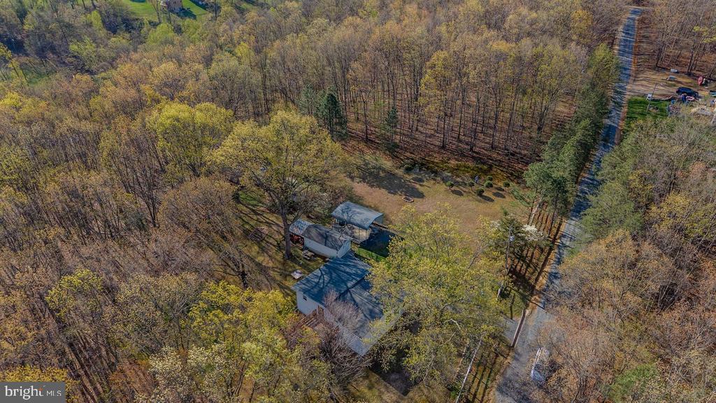 160 GALE LN