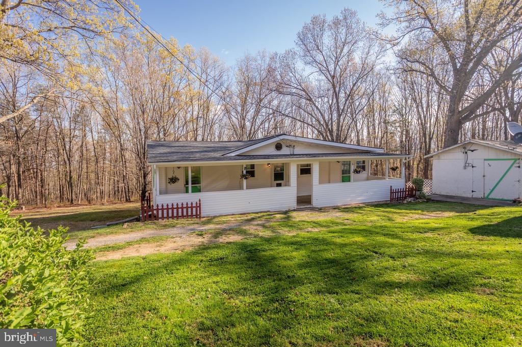 160 GALE LN