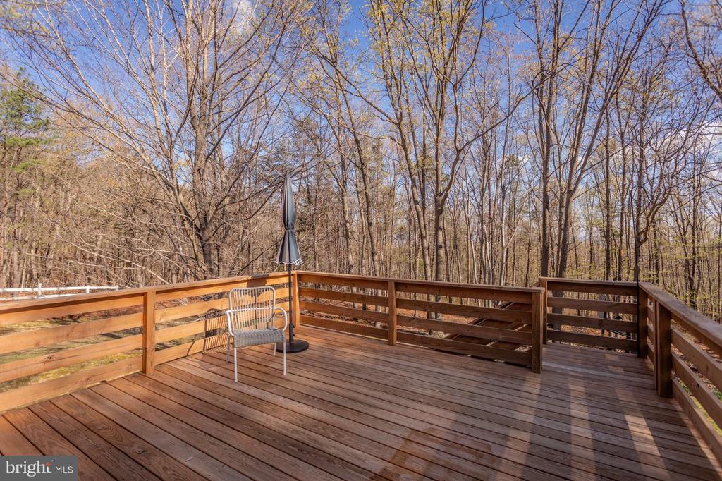 160 GALE LN