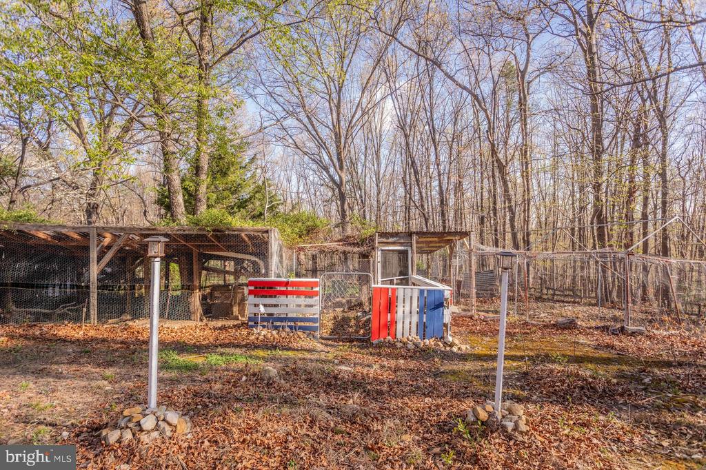 160 GALE LN