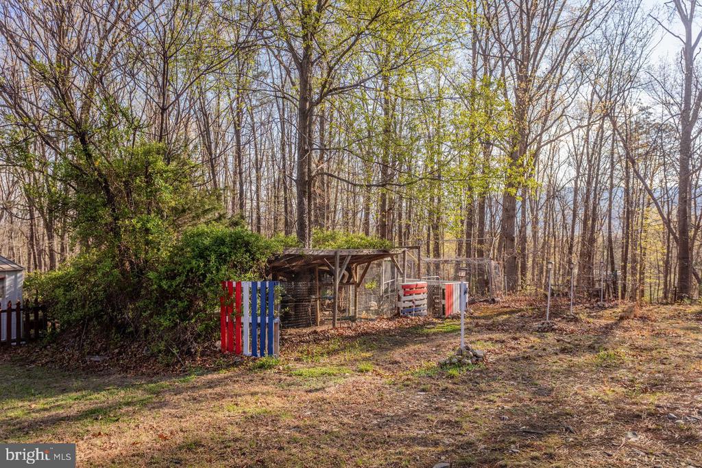 160 GALE LN