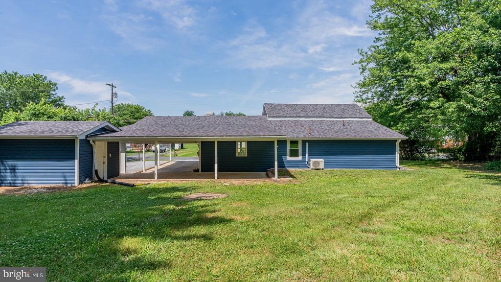 577 POND AVE