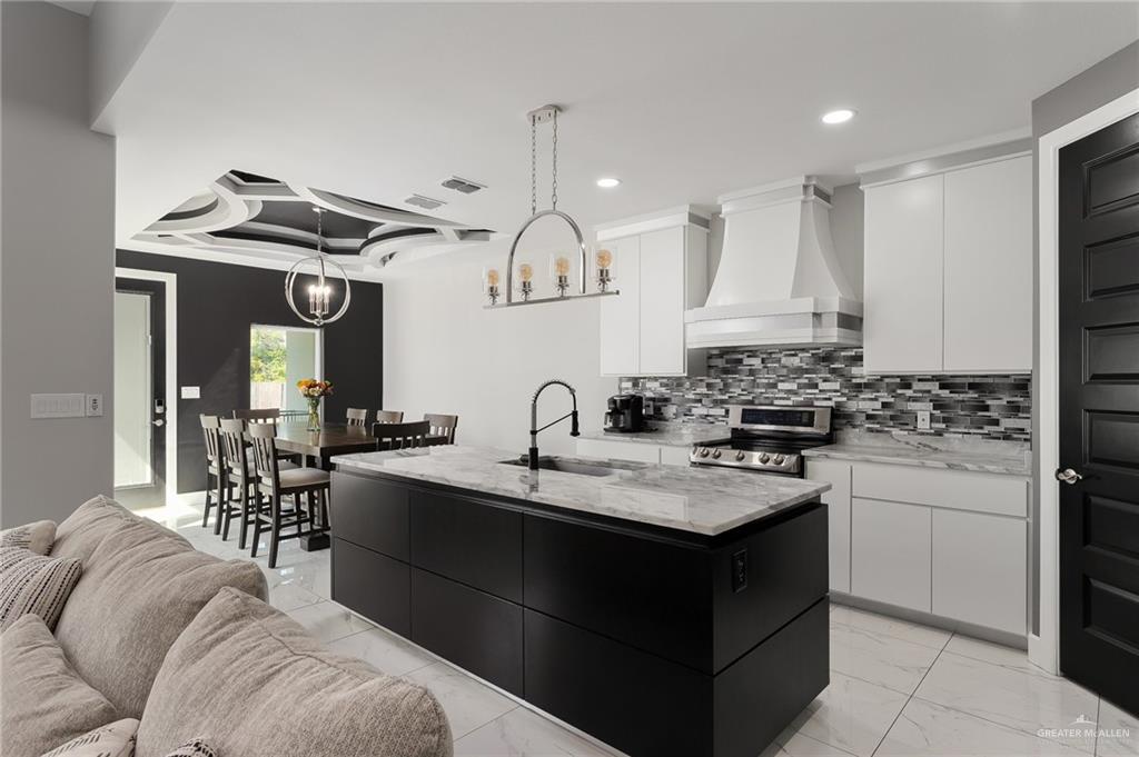 2614 S 41st Street, McAllen