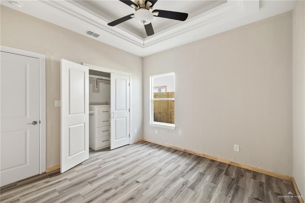 3429 E Barkley Street