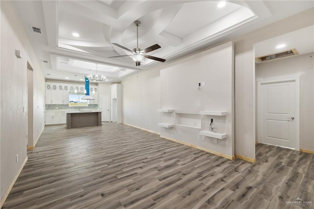 3429 E Barkley Street