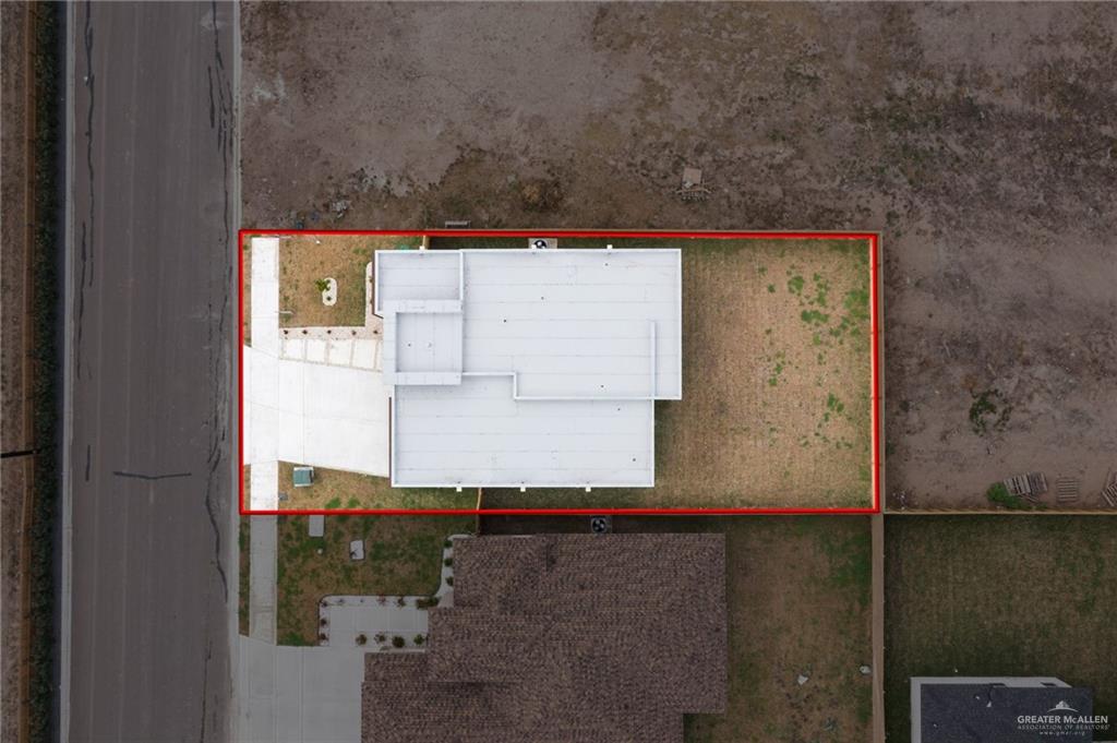 3425 E Barkley Street