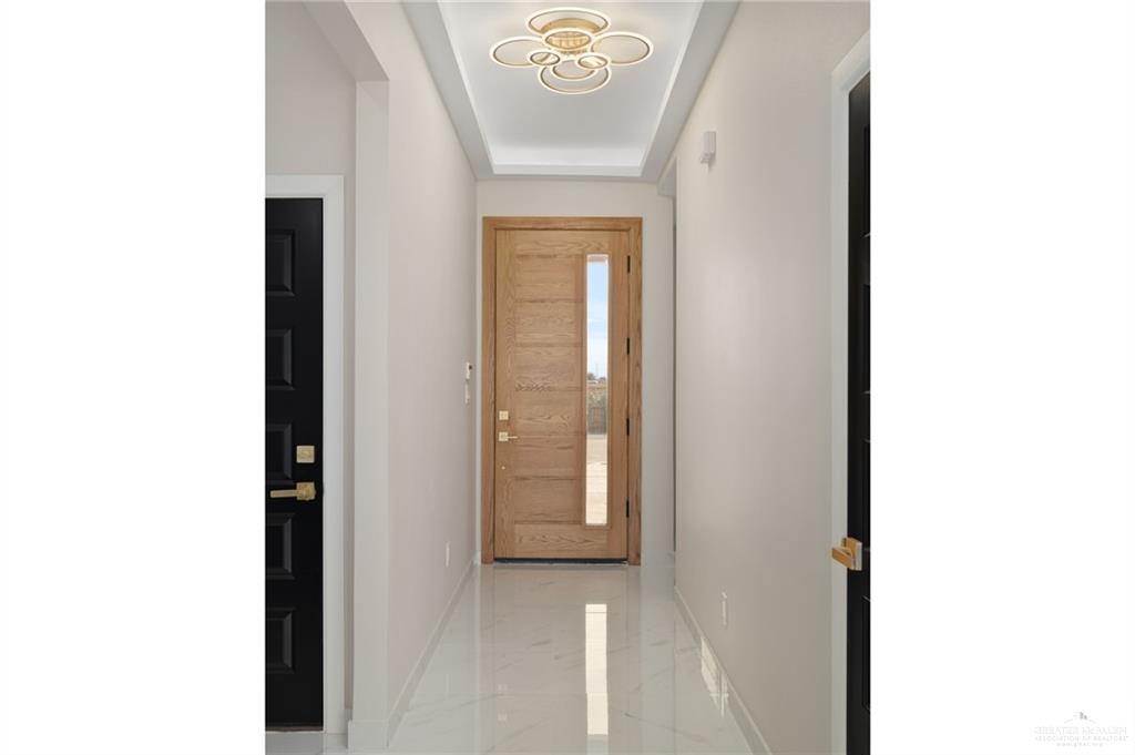 3425 E Barkley Street