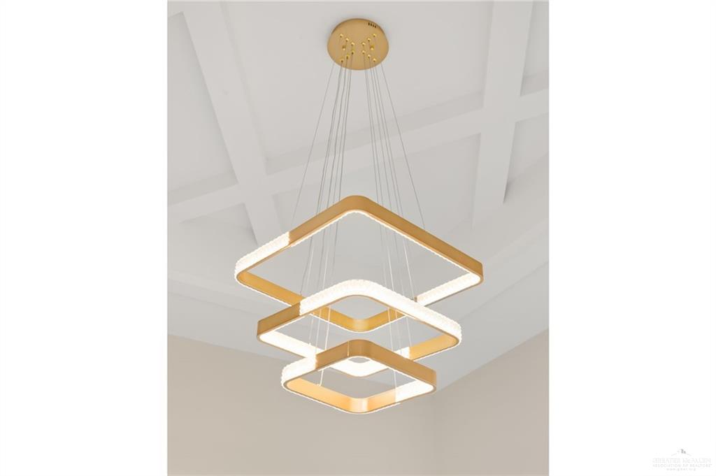 3425 E Barkley Street