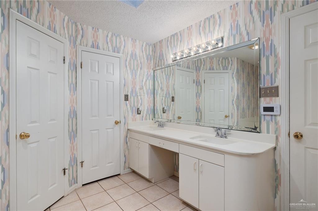 1414 Mckee Drive
