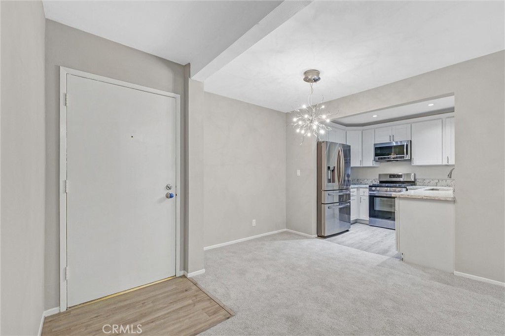 950 N Kings Road 337