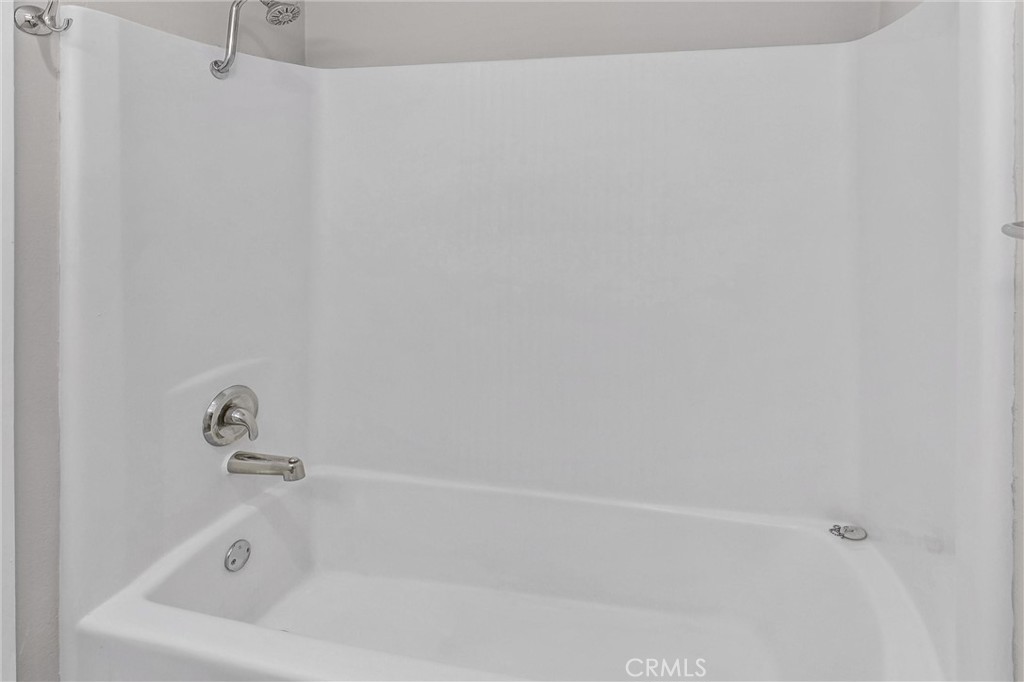 950 N Kings Road 337