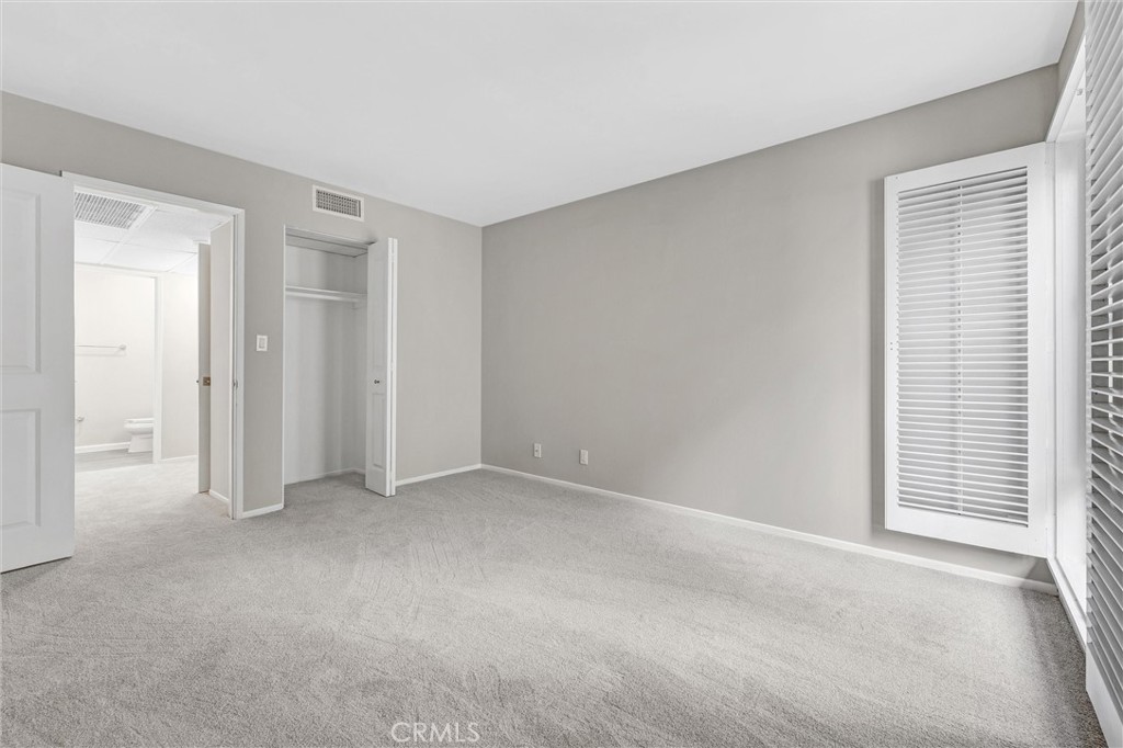 950 N Kings Road 337