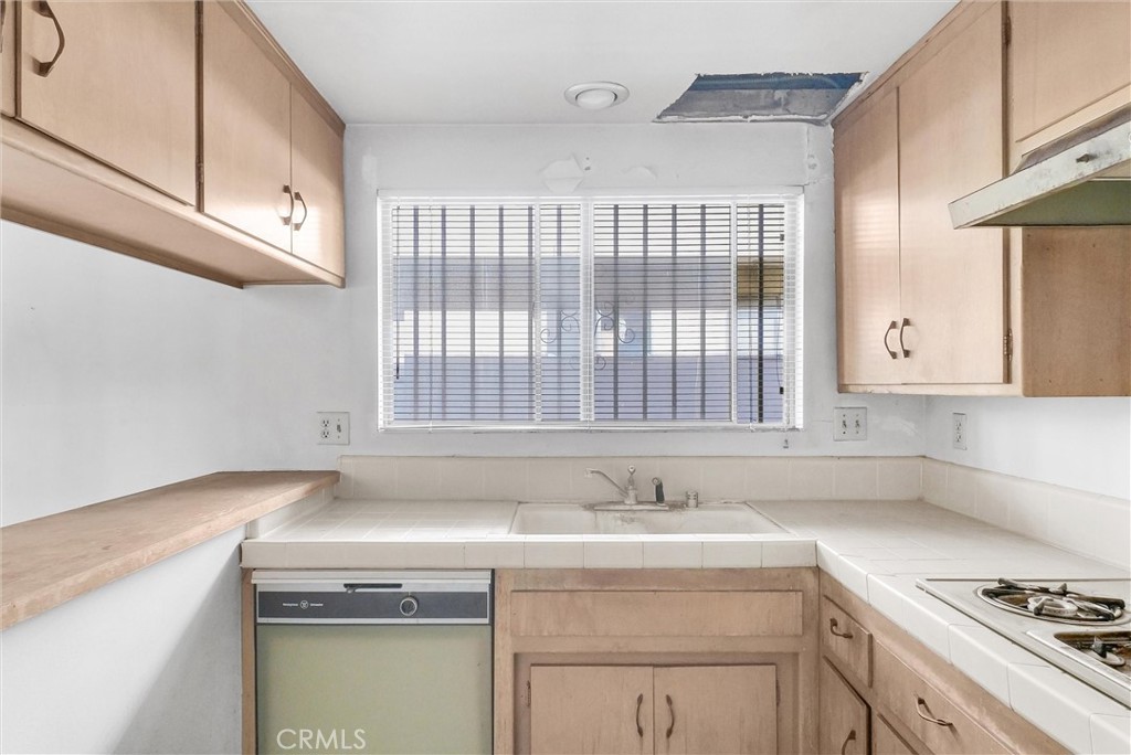 251 Casuda Canyon Drive D