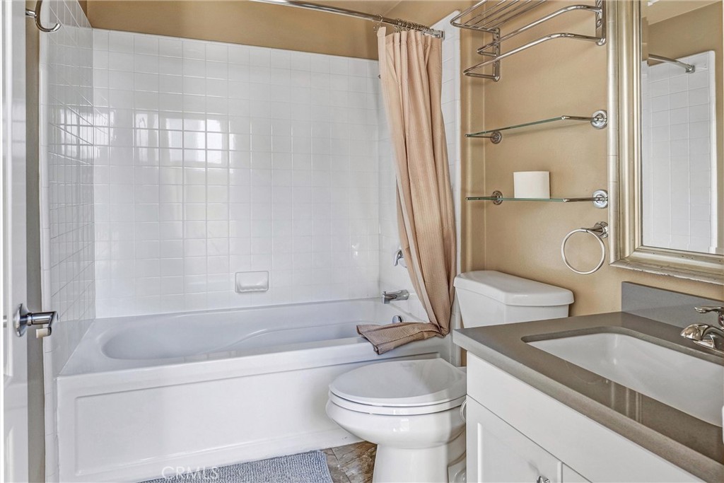 5405 W 149th Place 15