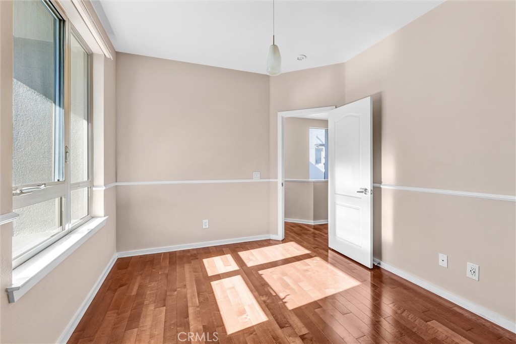 5405 W 149th Place 15