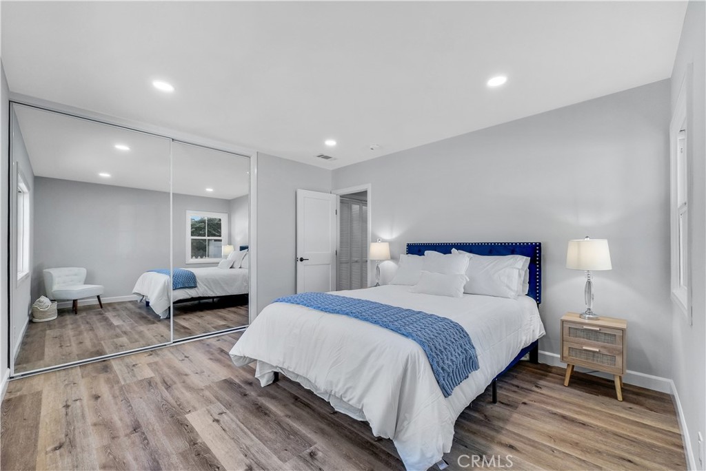 2451 Glenrose Avenue