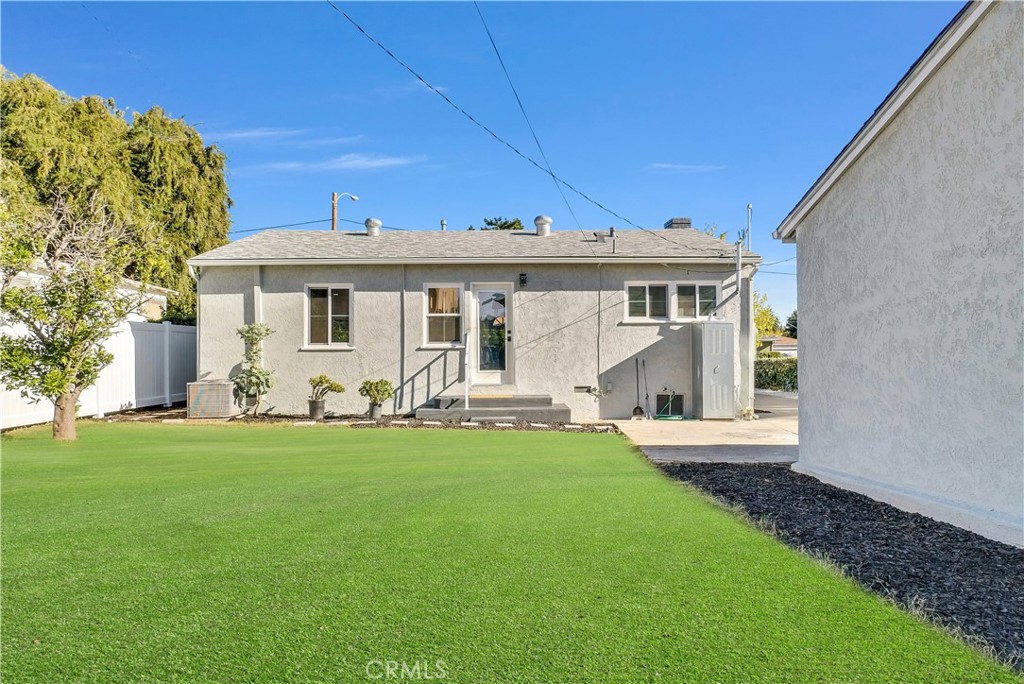 2451 Glenrose Avenue