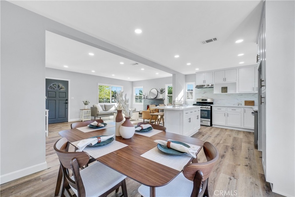 2451 Glenrose Avenue