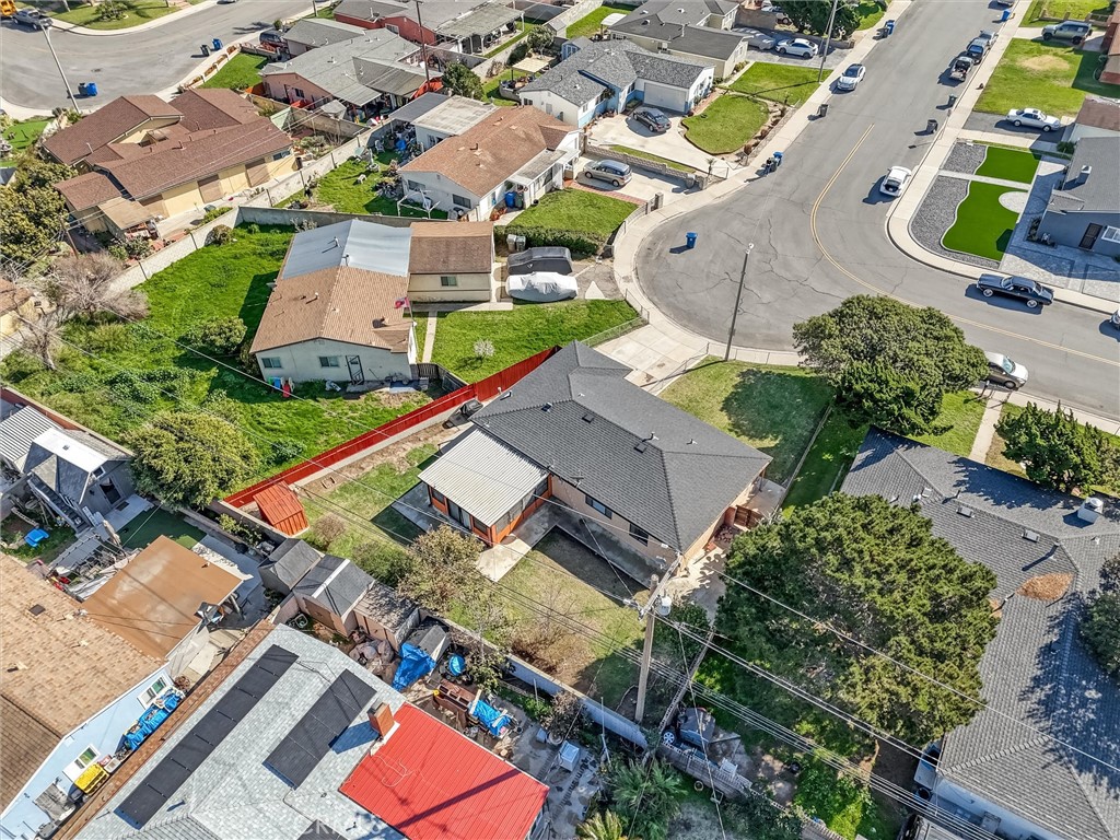 1326 N 6th Place