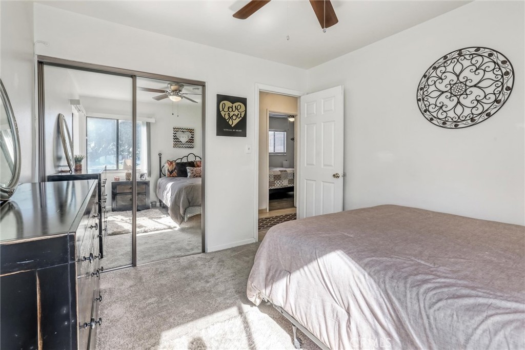 1326 N 6th Place