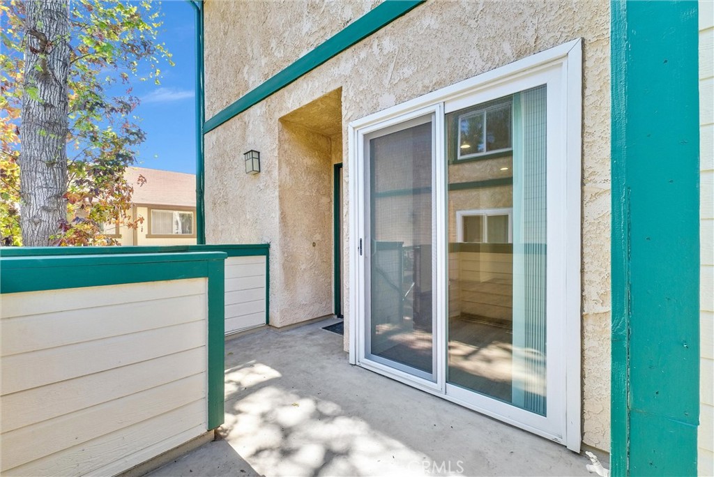 1616 S Mayflower Avenue E